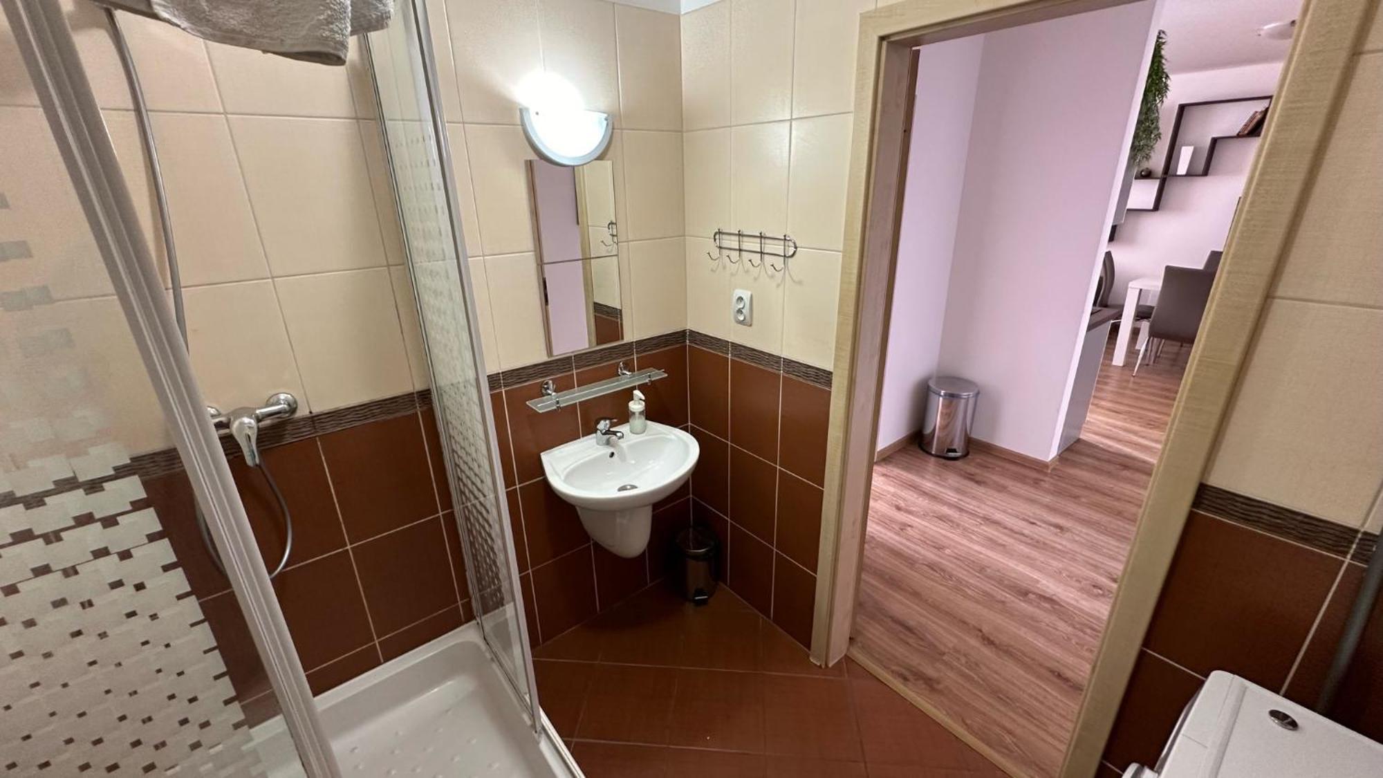 Liptovský Mikuláš 2 Room Apartment With Balcony 255, Apartmany Liptov מראה חיצוני תמונה